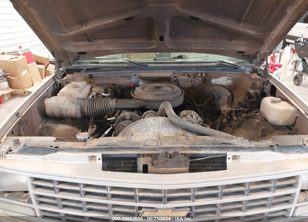 1990 CHEVROLET GMT-400 K2500 VIN: 1GCFK24K4LE222141