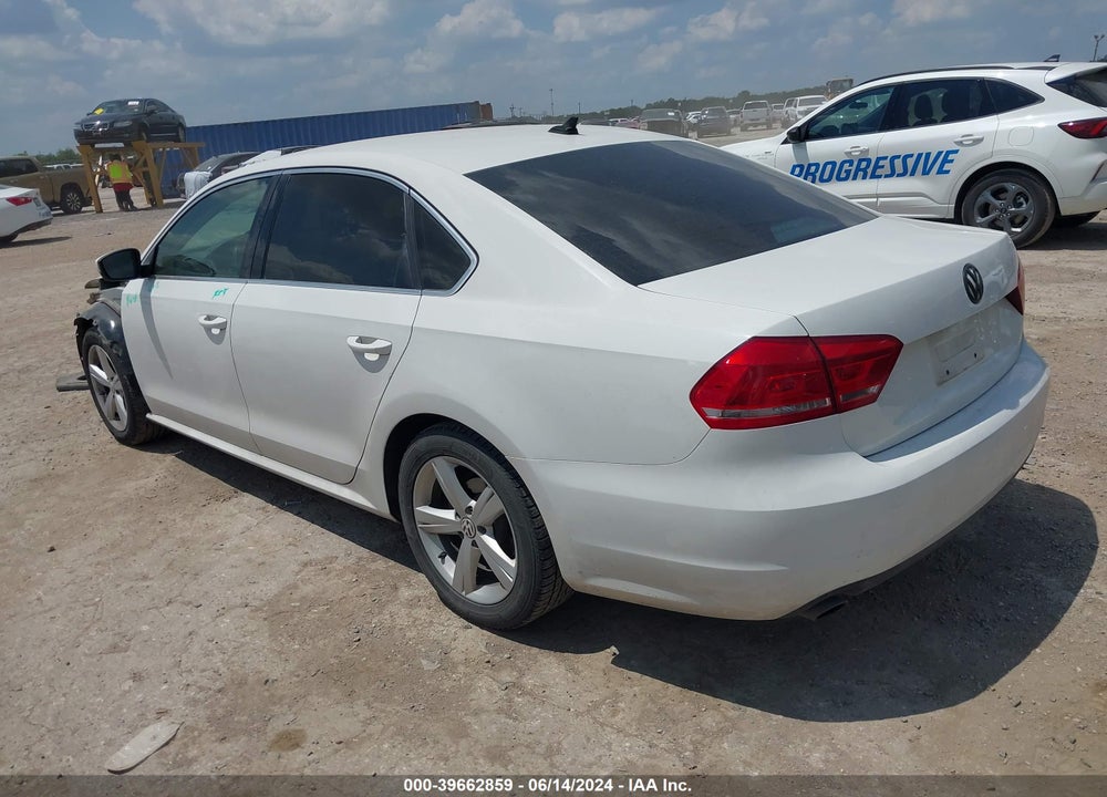 2013 VOLKSWAGEN PASSAT 2.5L SE VIN: 1VWBH7A34DC118153