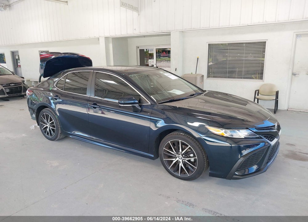 2021 TOYOTA CAMRY SE VIN: 4T1G11AK1MU486572