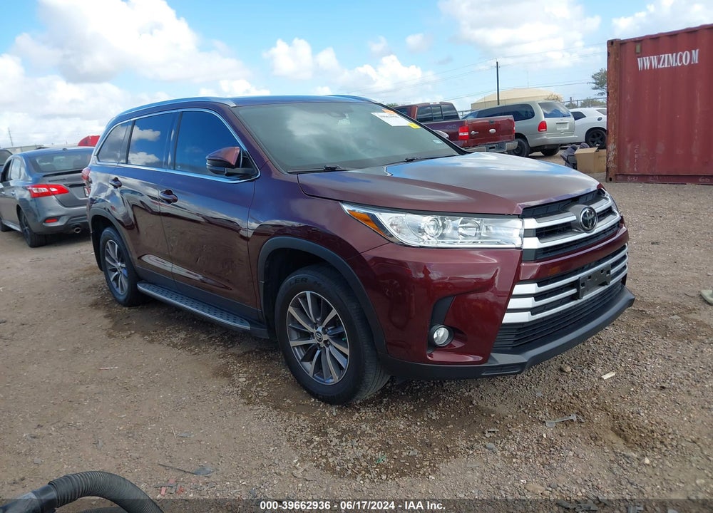 2019 TOYOTA HIGHLANDER XLE VIN: 5TDKZRFH6KS337627