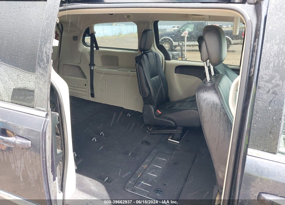 2014 CHRYSLER TOWN & COUNTRY TOURING VIN: 2C4RC1BG2ER294934