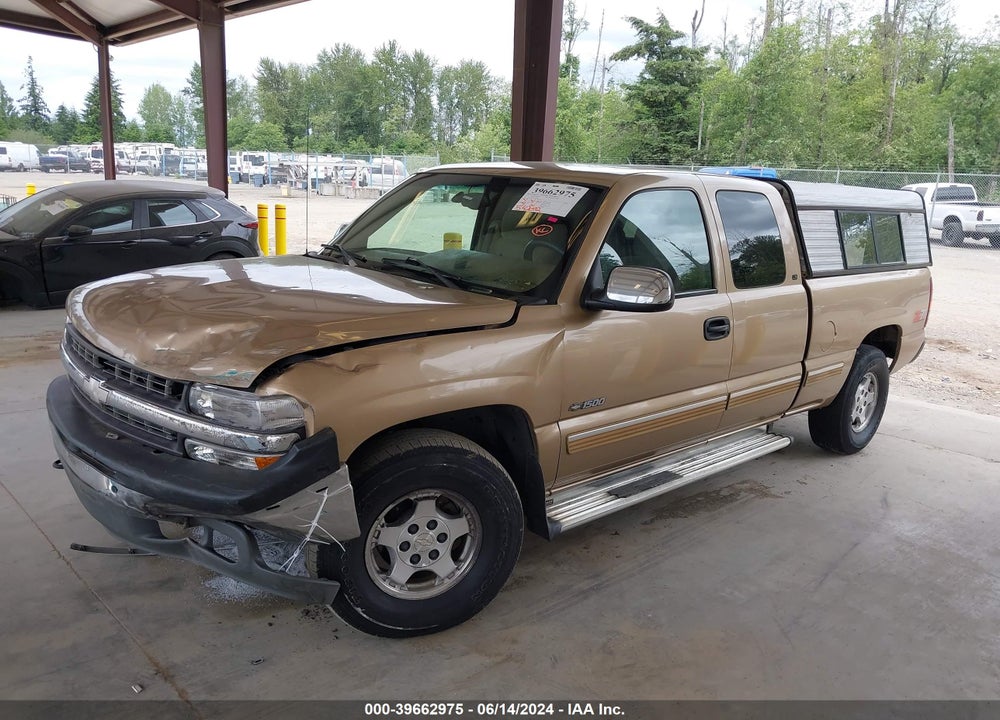 2000 CHEVROLET SILVERADO 1500 LS VIN: 1GCEK19T0YE145654