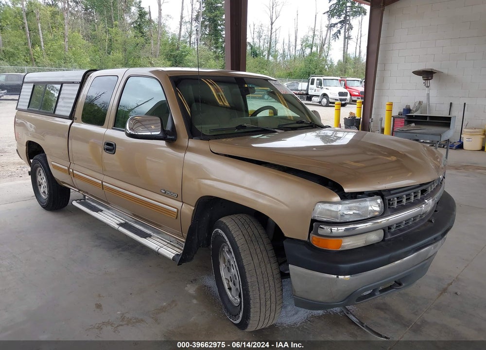 2000 CHEVROLET SILVERADO 1500 LS VIN: 1GCEK19T0YE145654