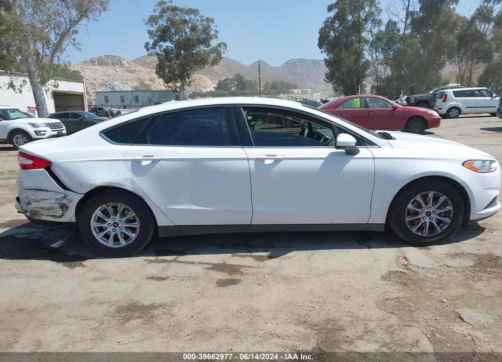 2016 FORD FUSION S VIN: 3FA6P0G74GR147429