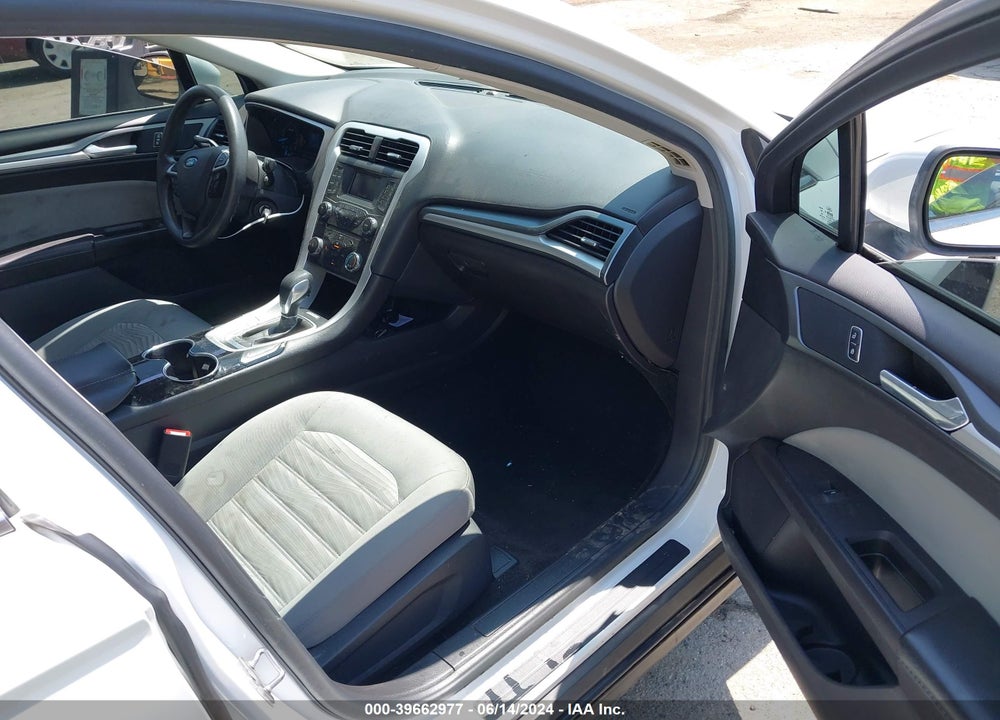 2016 FORD FUSION S VIN: 3FA6P0G74GR147429
