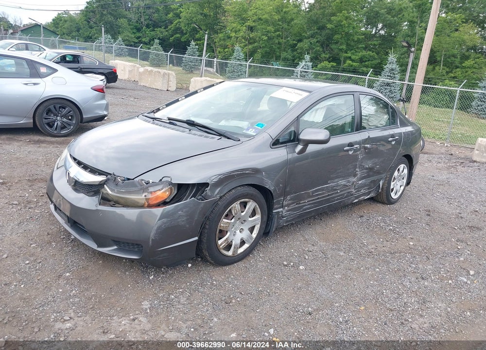 2010 HONDA CIVIC LX VIN: 2HGFA1F50AH575827