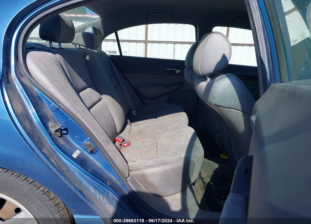 2008 HONDA CIVIC LX VIN: 1HGFA16568L035833