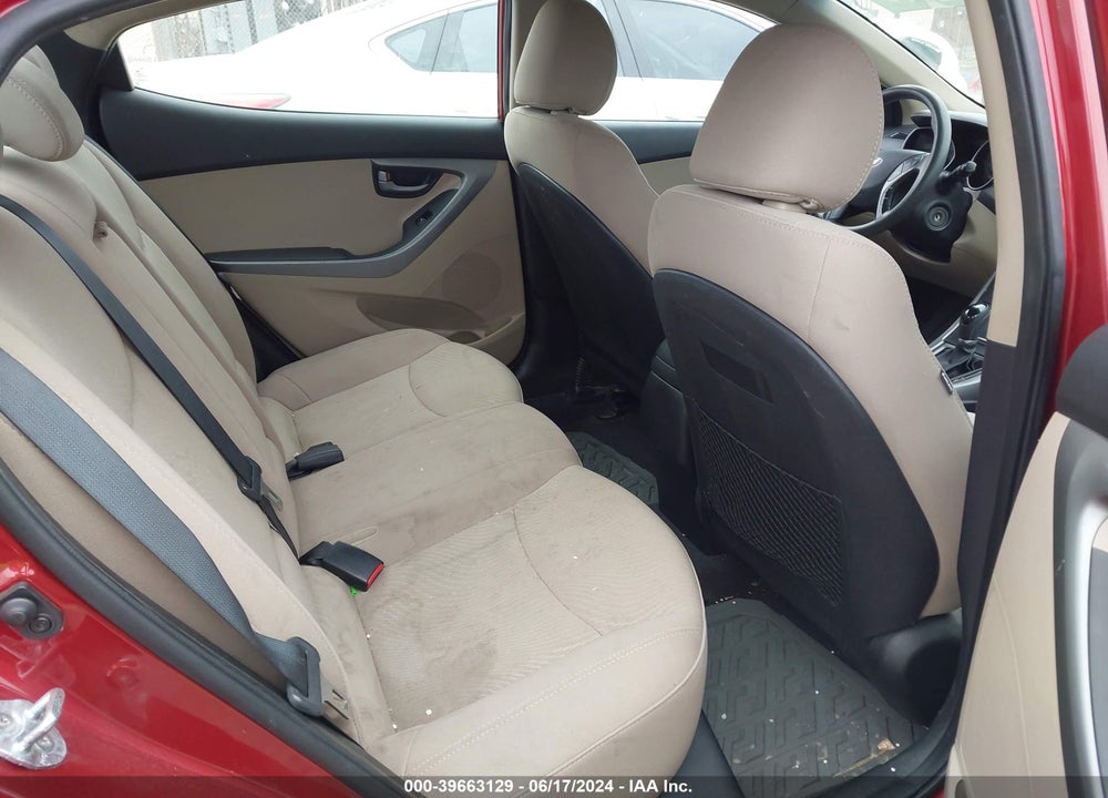 2016 HYUNDAI ELANTRA SE VIN: 5NPDH4AE6GH794835
