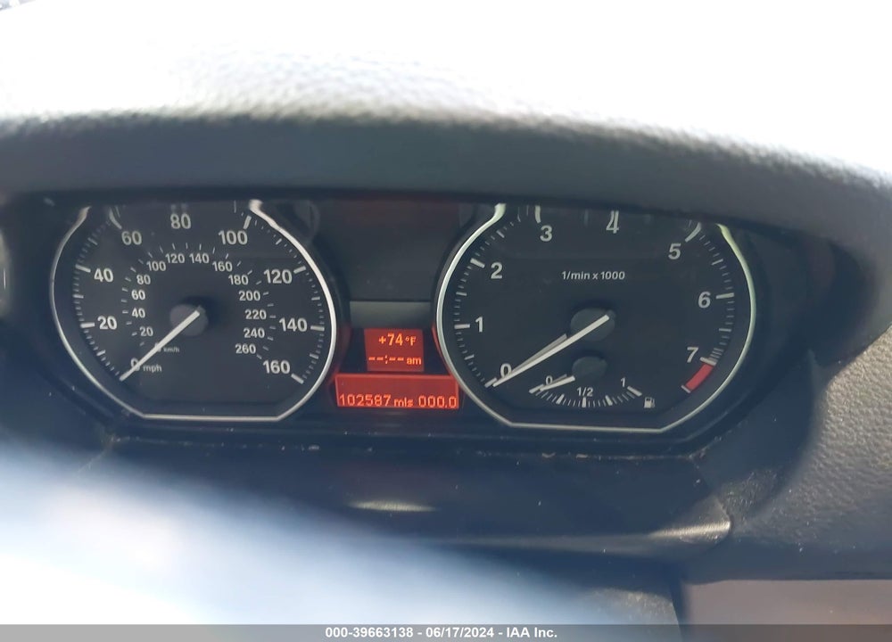 2008 BMW 128I VIN: WBAUP73528VF08739