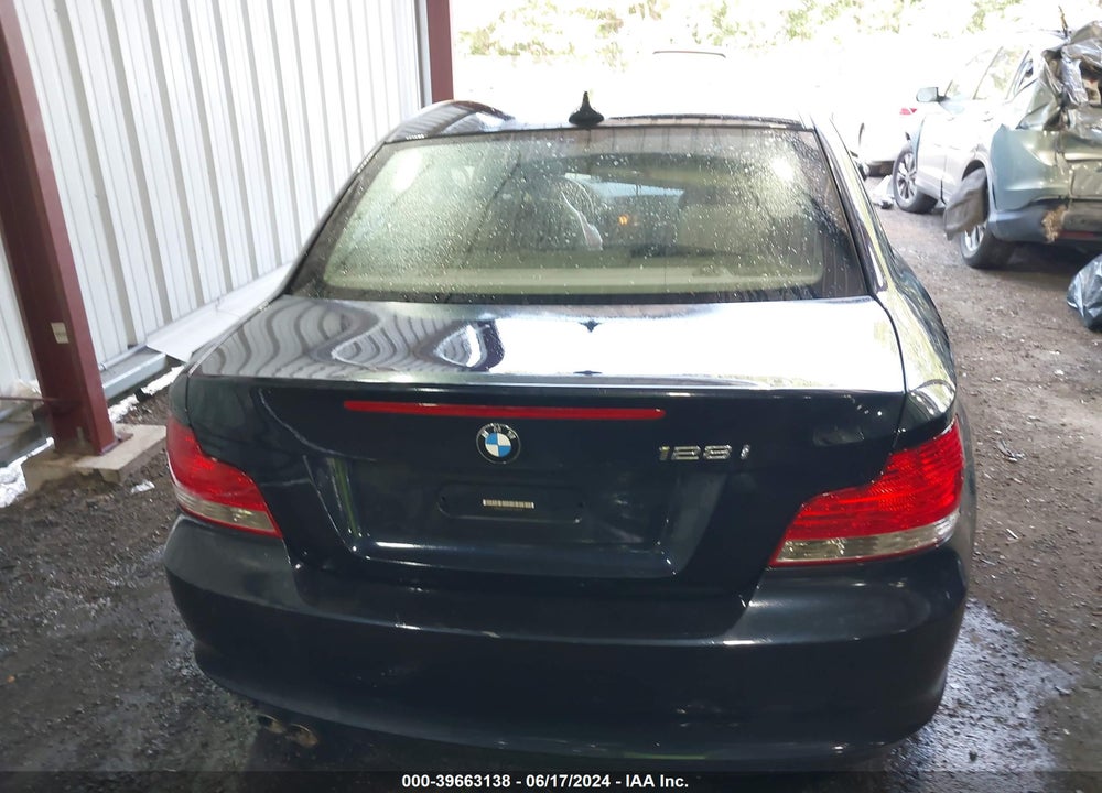 2008 BMW 128I VIN: WBAUP73528VF08739
