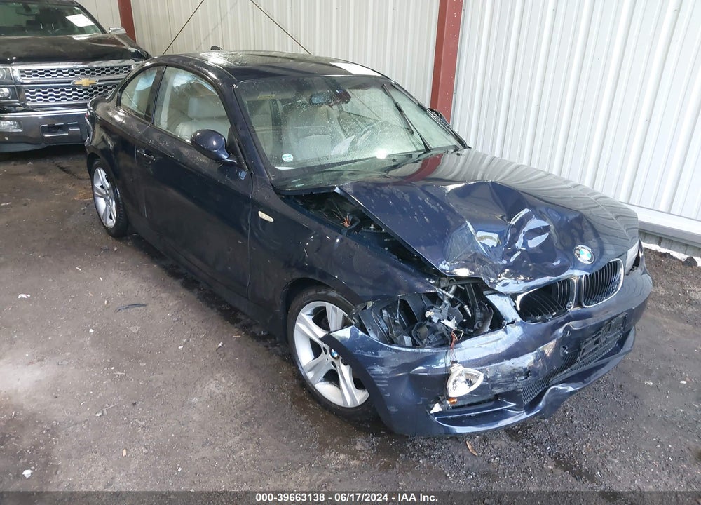 2008 BMW 128I VIN: WBAUP73528VF08739