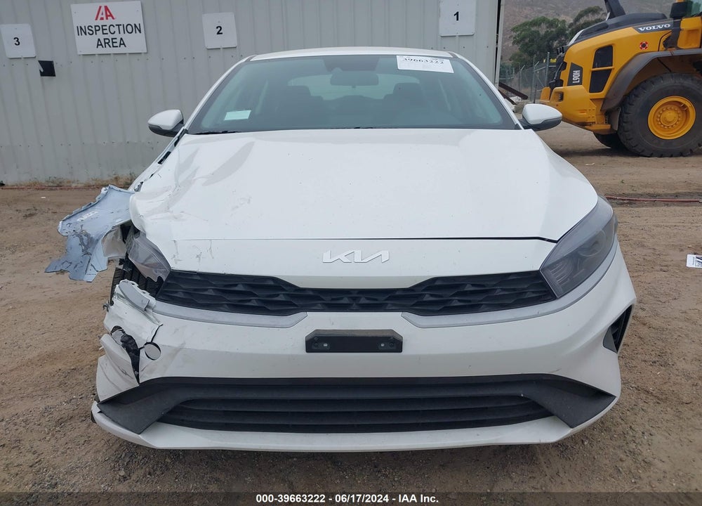 2024 KIA FORTE LXS VIN: 3KPF24AD5RE780501