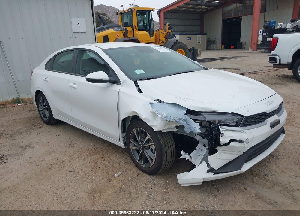 2024 KIA FORTE LXS VIN: 3KPF24AD5RE780501