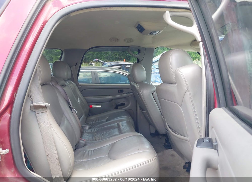 2004 CHEVROLET TAHOE LS VIN: 1GNEC13Z54R281492
