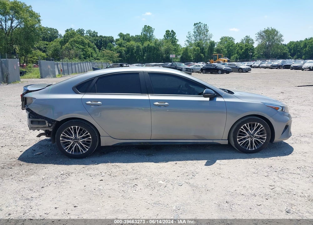 2022 KIA FORTE GT LINE VIN: 3KPF54ADXNE508320