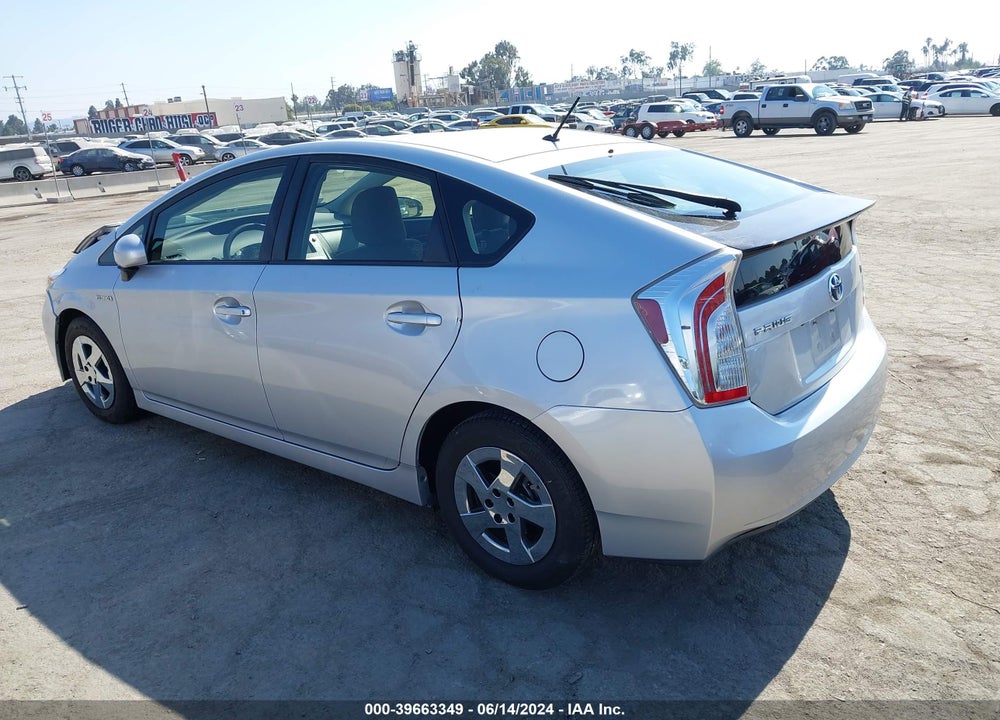 2015 TOYOTA PRIUS TWO VIN: JTDKN3DU2F0410980
