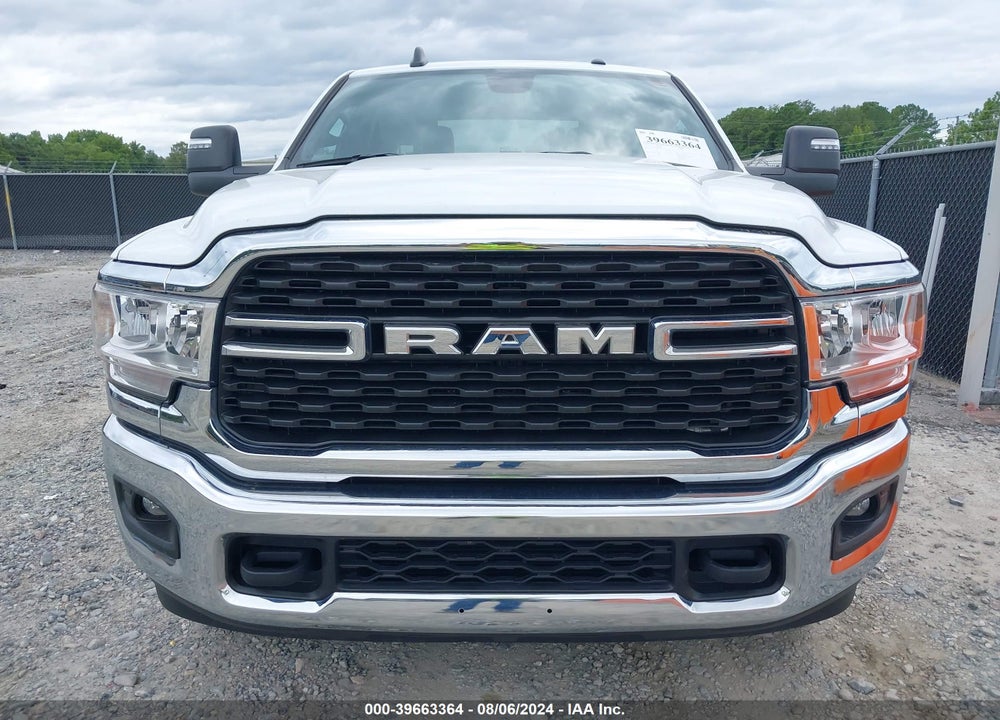 2024 RAM 2500 BIG HORN 4X4 6'4 BOX VIN: 3C6UR5DL5RG233221