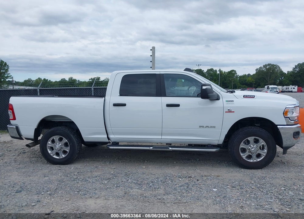 2024 RAM 2500 BIG HORN 4X4 6'4 BOX VIN: 3C6UR5DL5RG233221