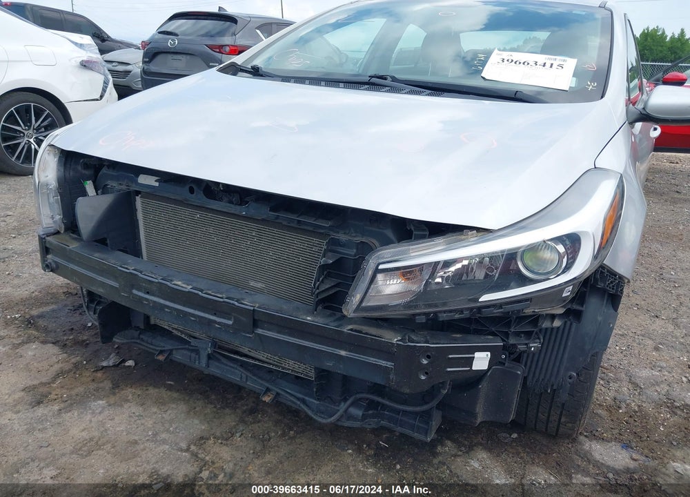 2017 KIA FORTE VIN: 3KPFK4A74HE115338