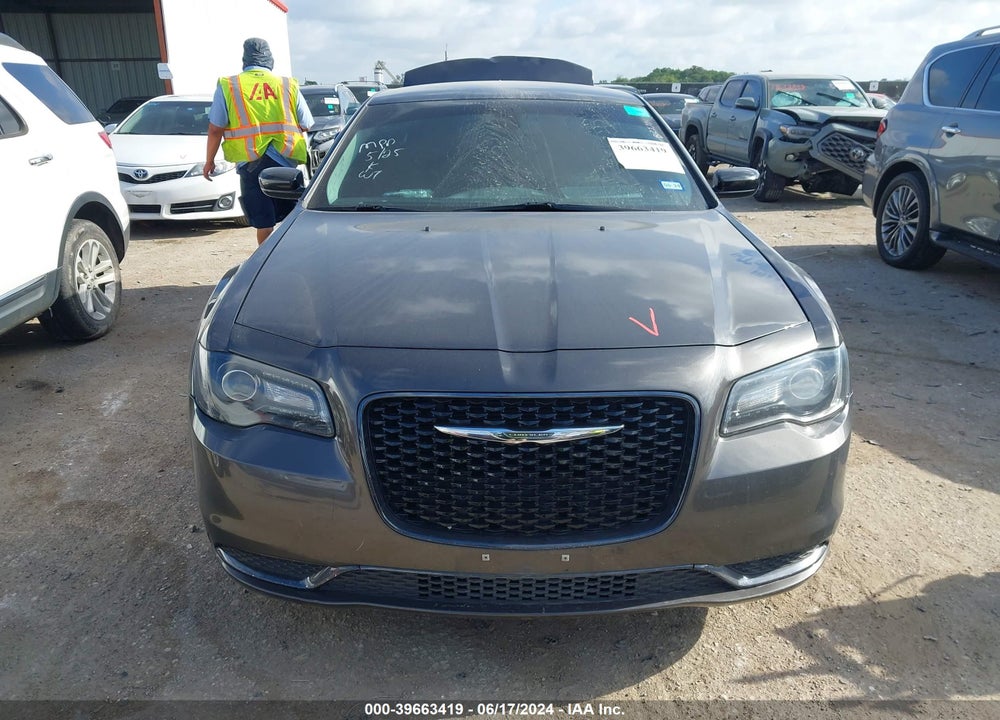 2018 CHRYSLER 300 TOURING VIN: 2C3CCAAG7JH302067