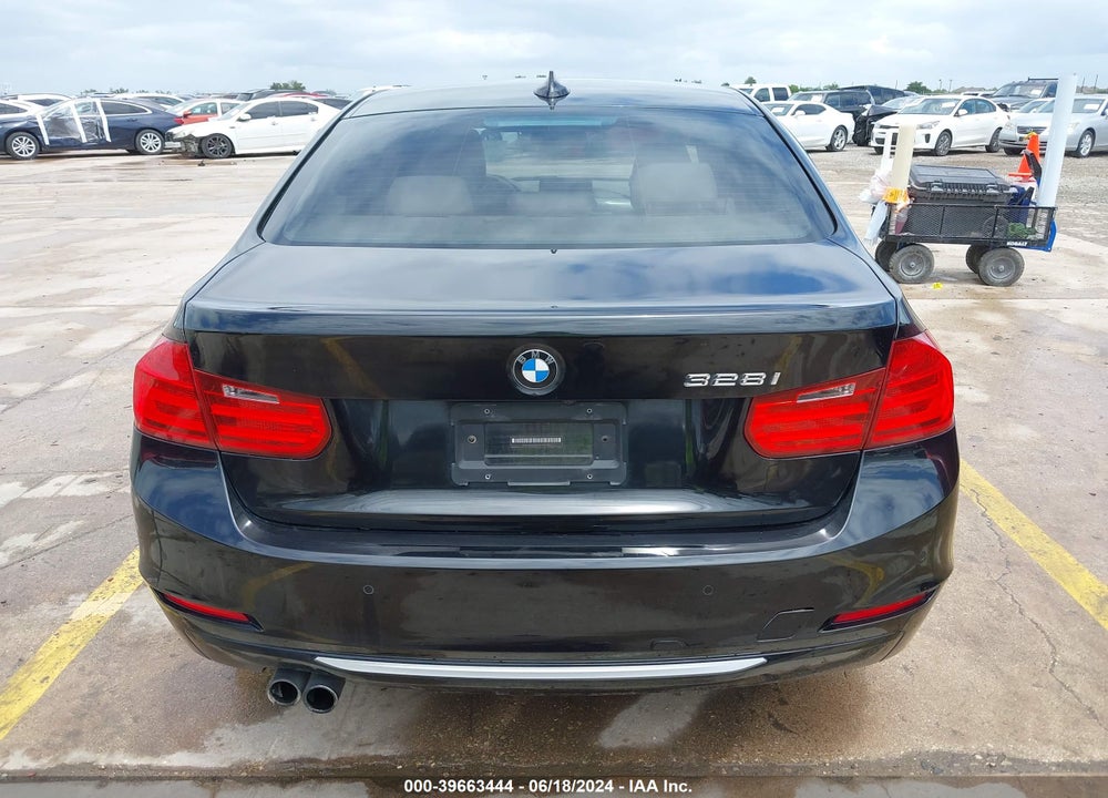 2013 BMW 328I VIN: WBA3A5G57DNP25304
