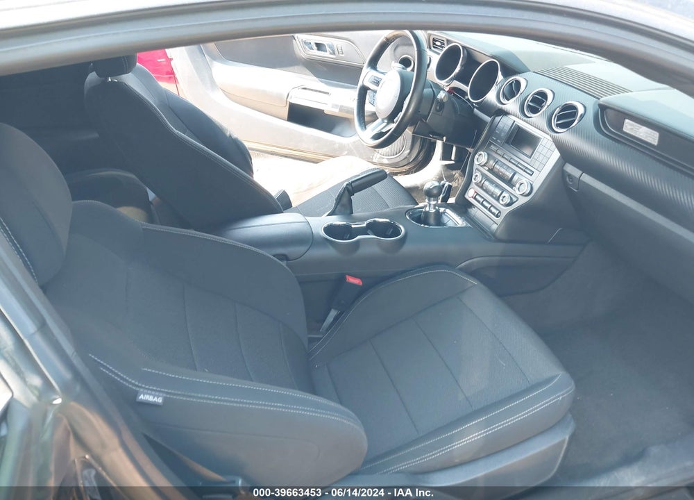 2016 FORD MUSTANG V6 VIN: 1FA6P8AM0G5271570