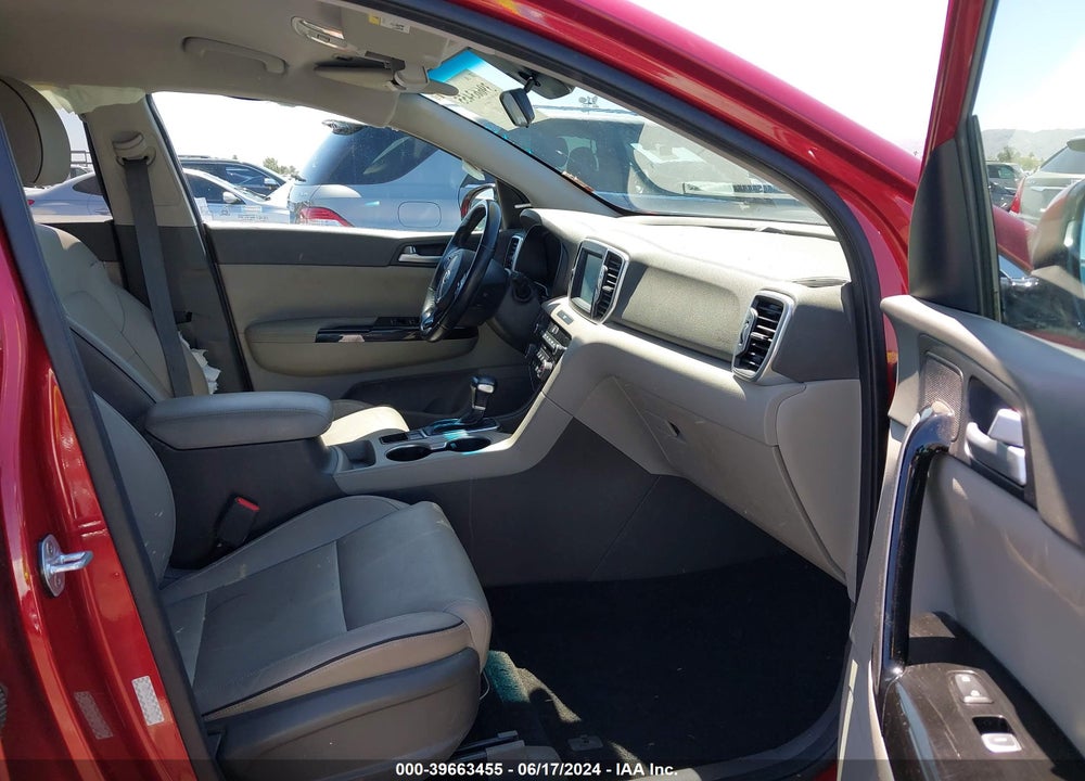 2018 KIA SPORTAGE EX VIN: KNDPNCAC2J7478259