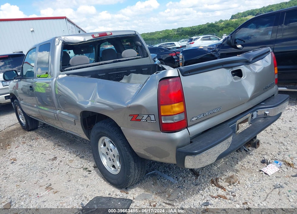 2000 CHEVROLET SILVERADO 1500 LS VIN: 1GCEK19T8YZ362944