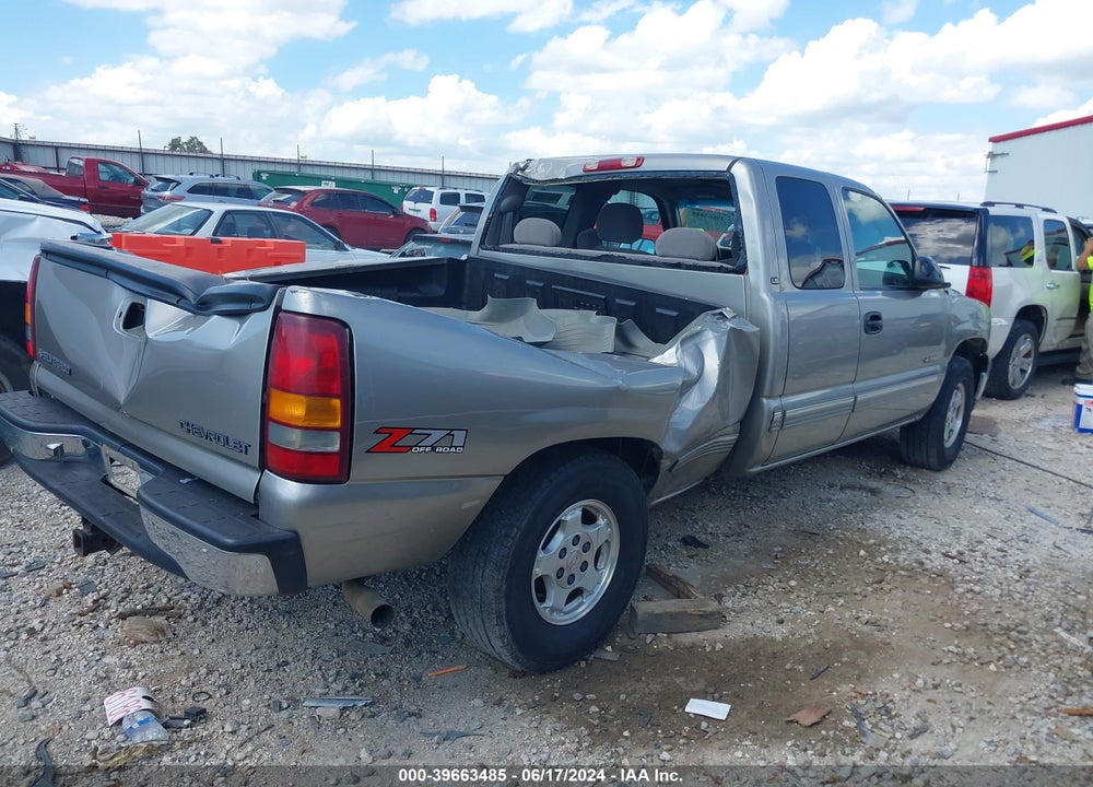 2000 CHEVROLET SILVERADO 1500 LS VIN: 1GCEK19T8YZ362944