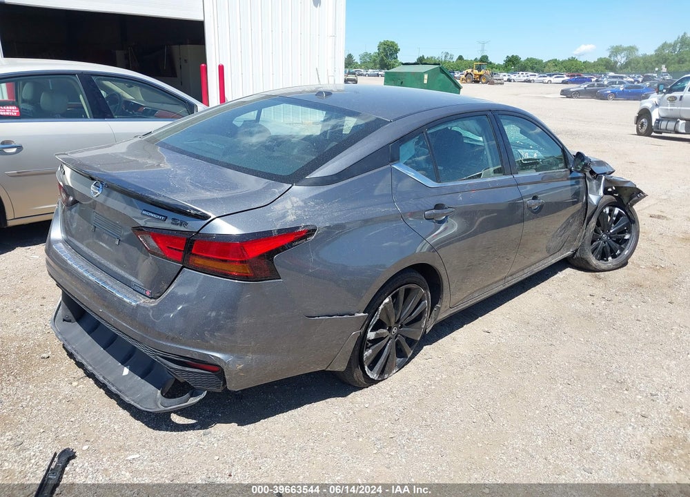 2022 NISSAN ALTIMA SR FWD VIN: 1N4BL4CV6NN415418