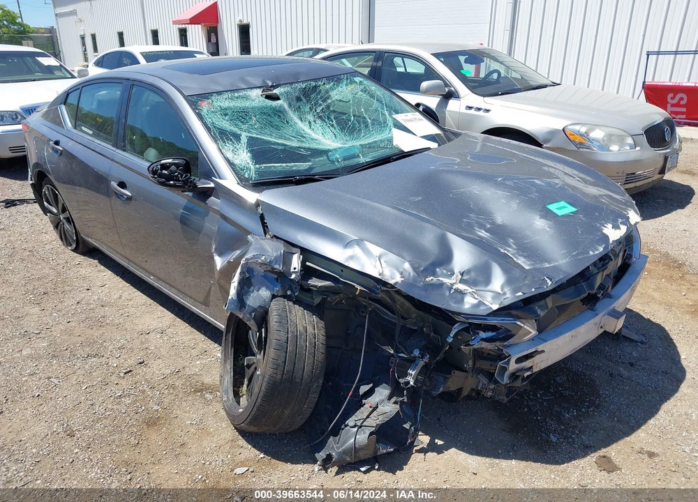 2022 NISSAN ALTIMA SR FWD VIN: 1N4BL4CV6NN415418