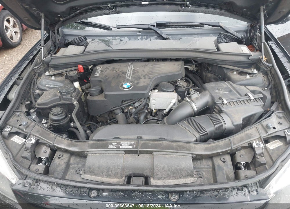 2014 BMW X1 XDRIVE28I VIN: WBAVL1C52EVY19156
