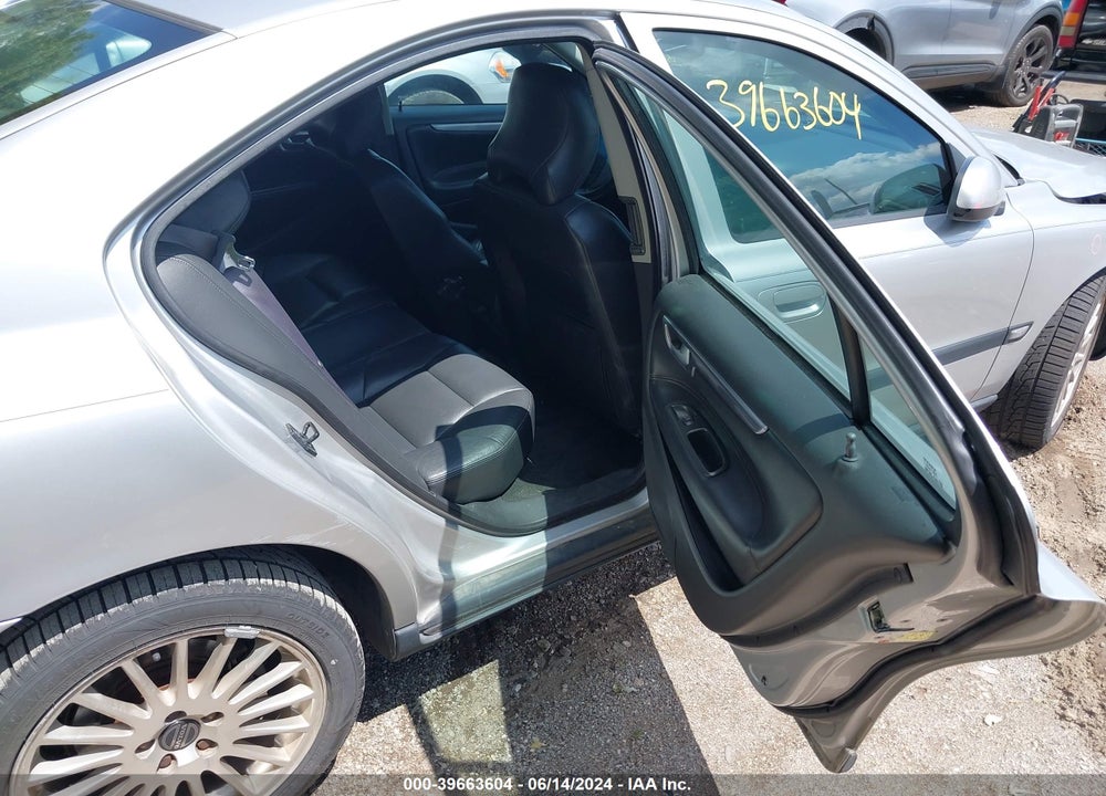 2002 VOLVO S60 T5 VIN: YV1RS53D622110274
