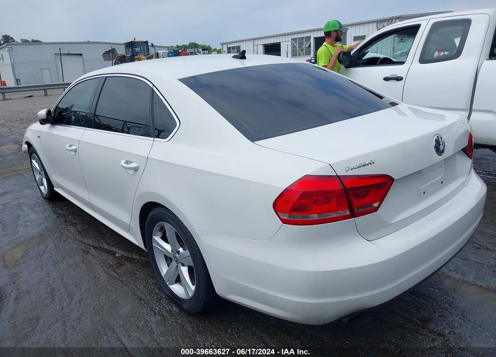 2015 VOLKSWAGEN PASSAT 1.8T LIMITED EDITION VIN: 1VWAT7A36FC116031