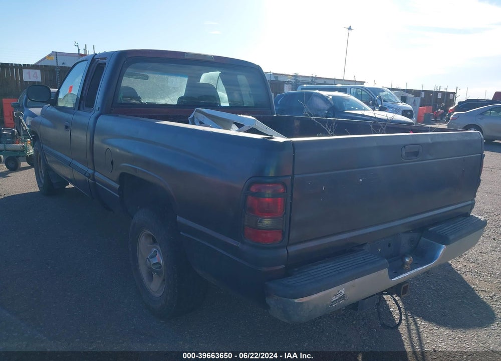 2001 DODGE RAM 1500 ST VIN: 3B7HC13Z81G216315