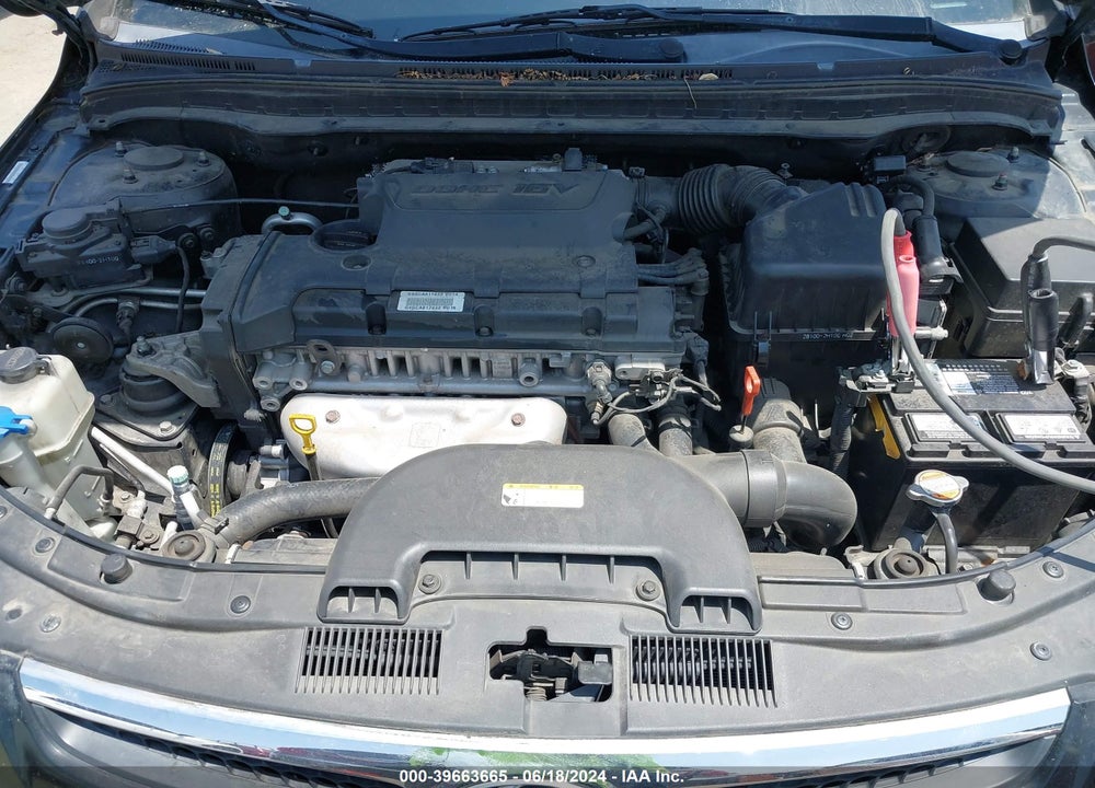 2010 HYUNDAI ELANTRA TOURING GLS VIN: KMHDB8AE0AU081639