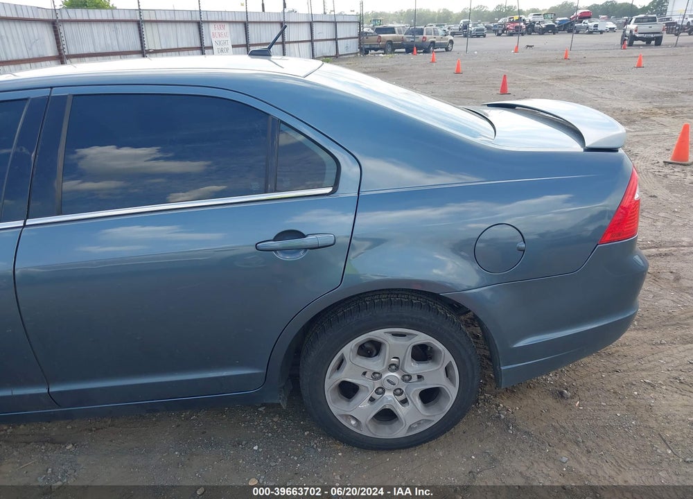 2011 FORD FUSION SE VIN: 3FAHP0HAXBR131568