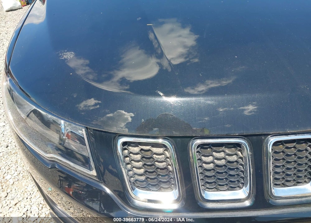 2018 JEEP COMPASS LATITUDE 4X4 VIN: 3C4NJDBB1JT115994
