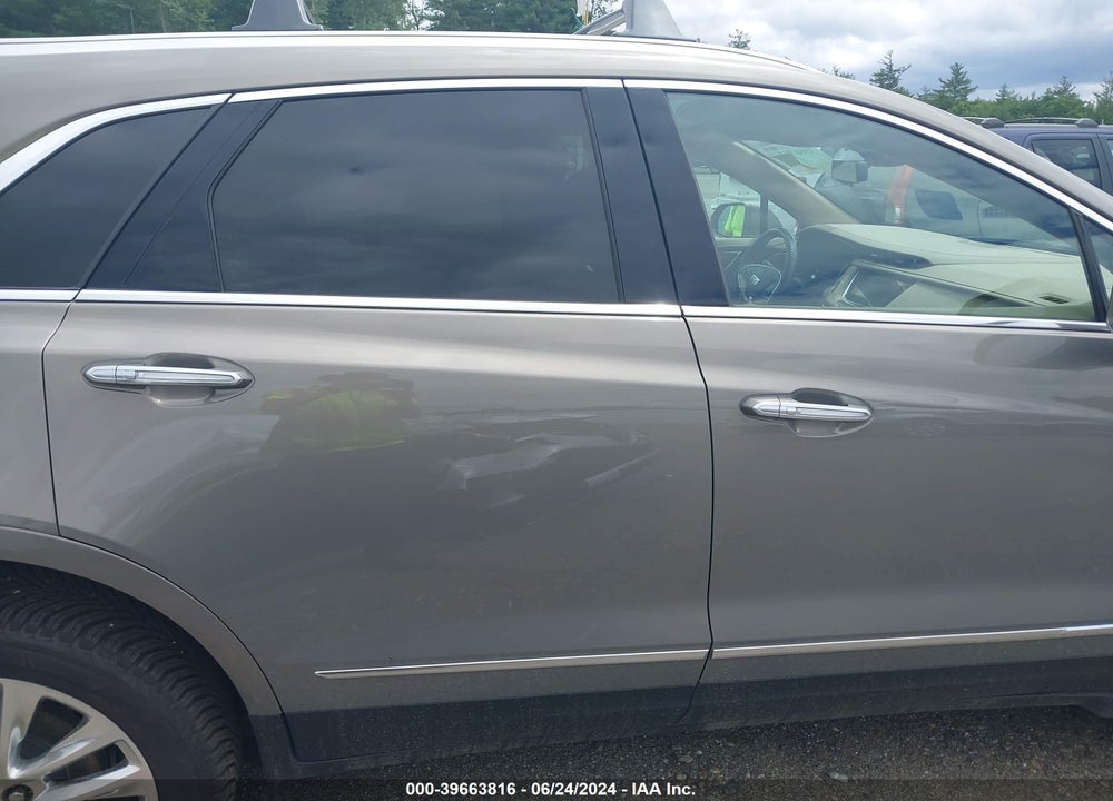 2017 CADILLAC XT5 PLATINUM VIN: 1GYKNFRS4HZ268875