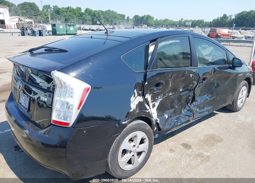 2010 TOYOTA PRIUS III VIN: JTDKN3DU9A0084636