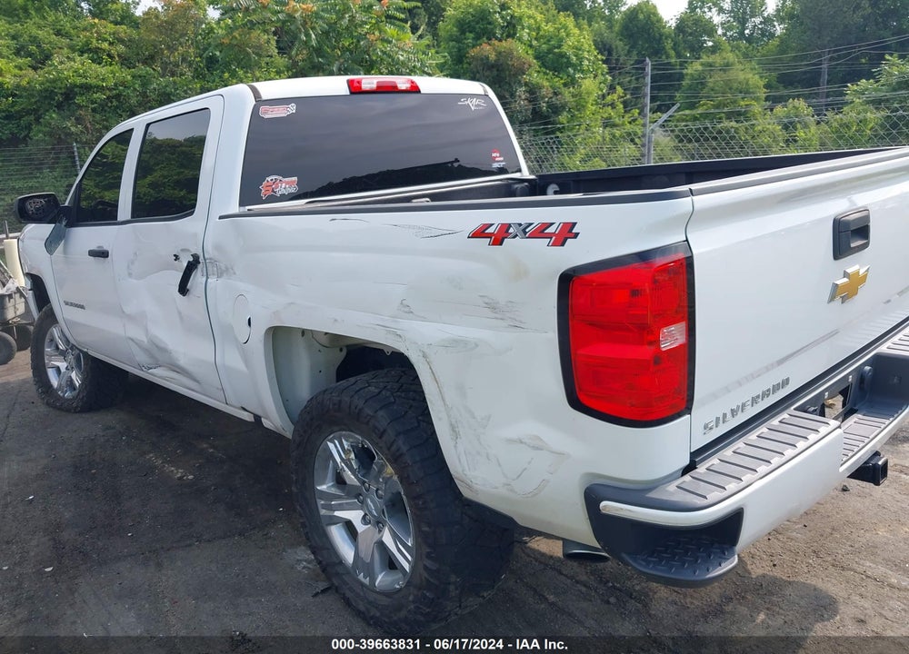 2018 CHEVROLET SILVERADO 1500 CUSTOM VIN: 3GCUKPEC8JG345507