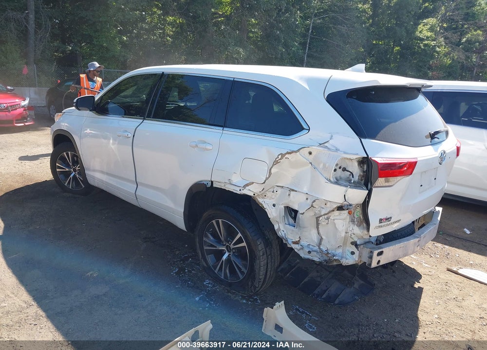 2017 TOYOTA HIGHLANDER LE PLUS VIN: 5TDBZRFH2HS420478