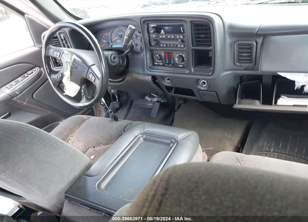 2005 CHEVROLET SILVERADO 3500 LS VIN: 1GCJK33265F924329