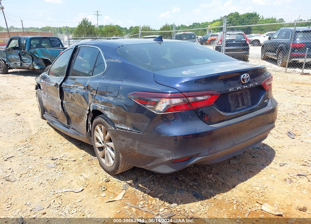 2021 TOYOTA CAMRY LE VIN: 4T1C11AK7MU565808