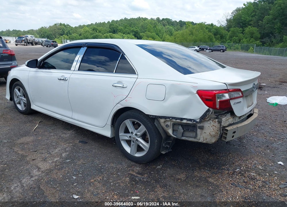 2014 TOYOTA CAMRY SE VIN: 4T1BF1FK6EU333627