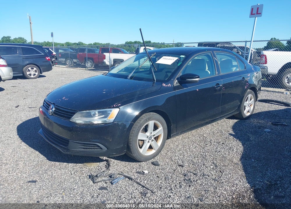 2012 VOLKSWAGEN JETTA 2.0L TDI VIN: 3VW3L7AJXCM092012