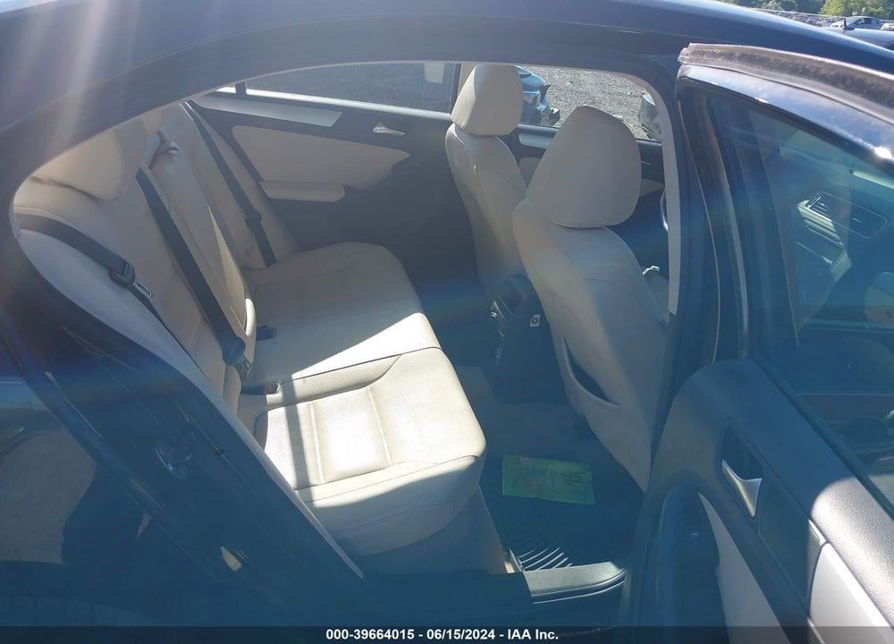 2012 VOLKSWAGEN JETTA 2.0L TDI VIN: 3VW3L7AJXCM092012