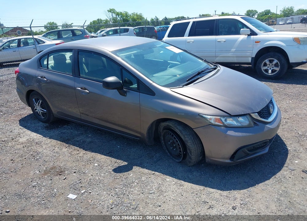 2013 HONDA CIVIC LX VIN: 2HGFB2F55DH582313