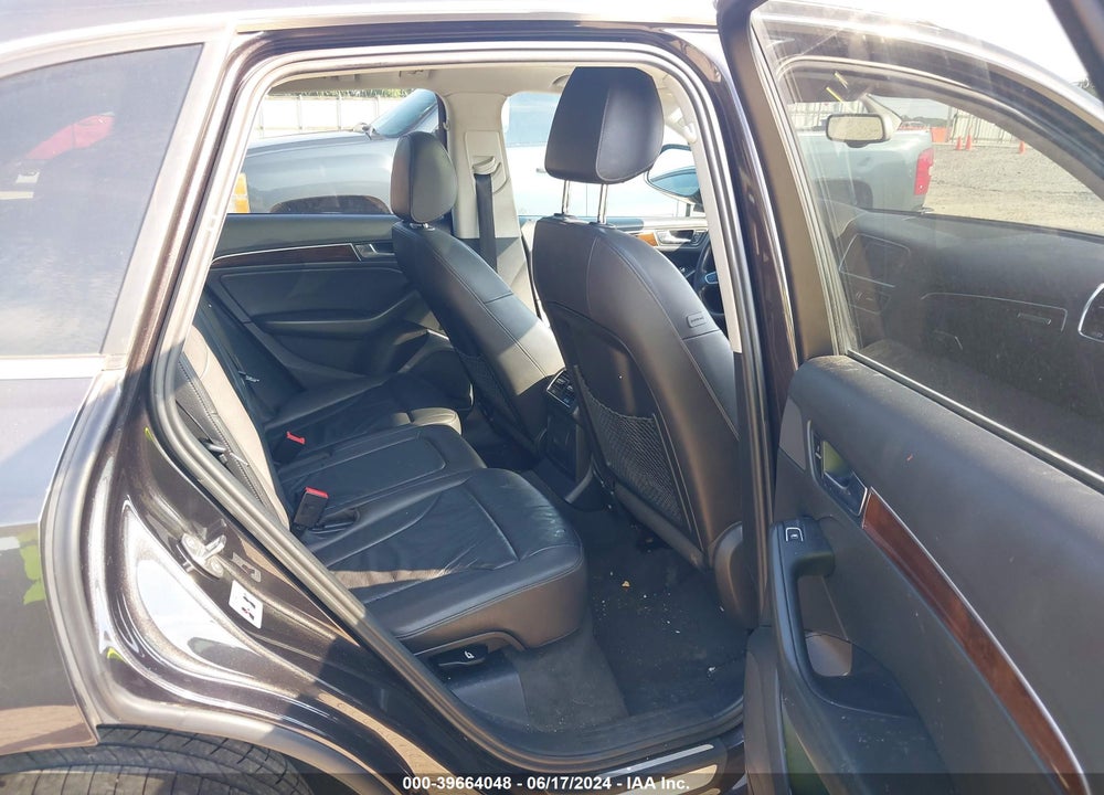 2015 AUDI Q5 2.0T PREMIUM VIN: WA1LFAFP8FA133642