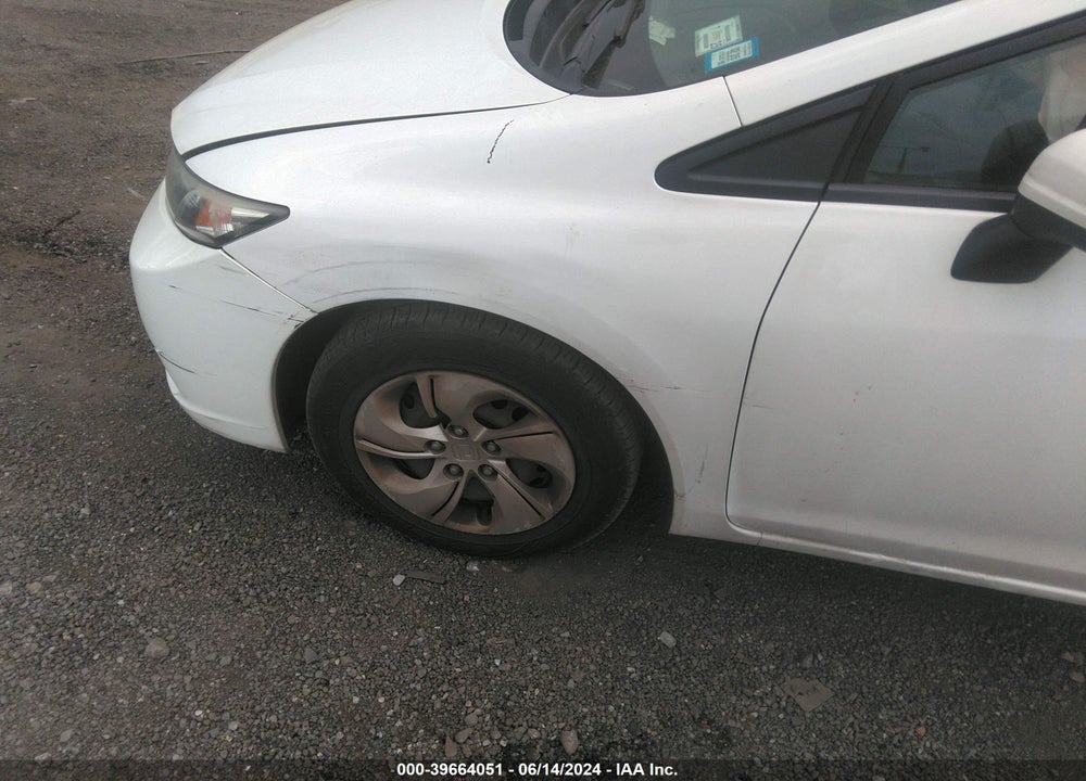2015 HONDA CIVIC LX VIN: 19XFB2F5XFE245715